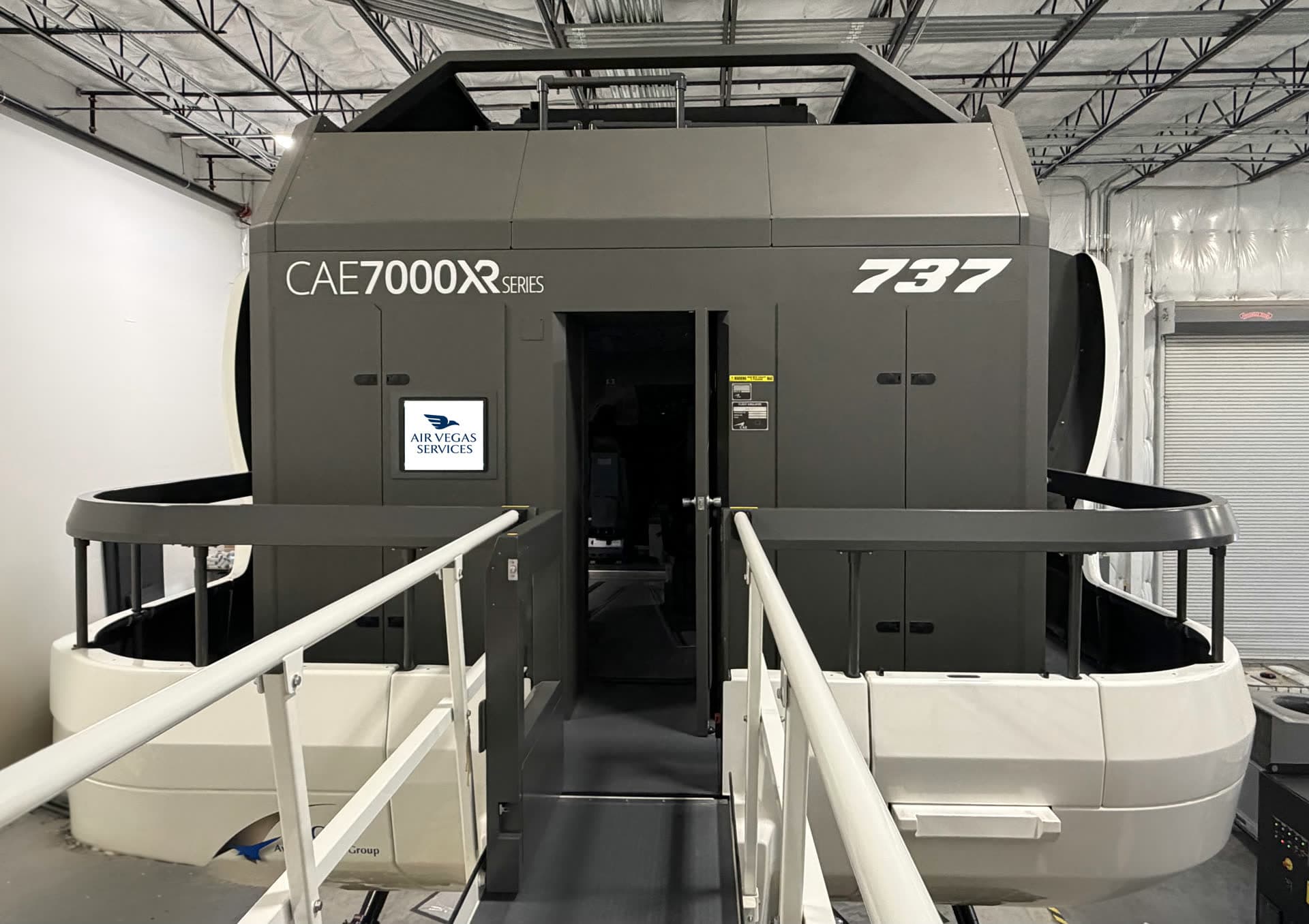 Full-motion Boeing 737 simulator at the AVS Dallas–Fort Worth campus